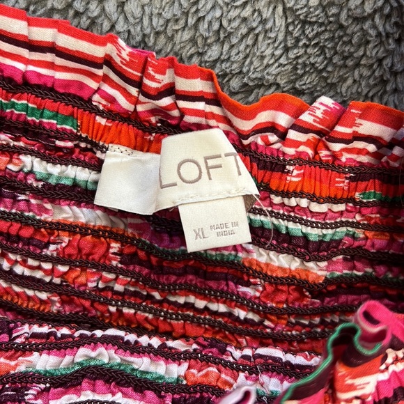 Loft Smocked Peplum Cami NWOT - Picture 4 of 12